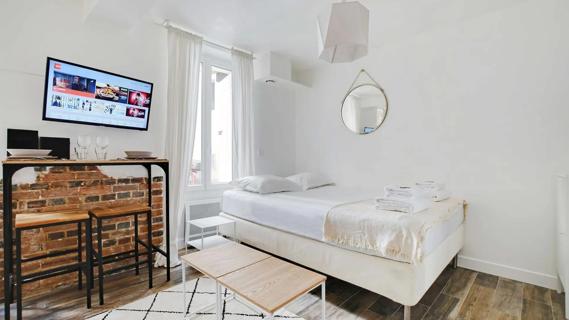 Charming Studio - 2P - Center Of Paris contacts